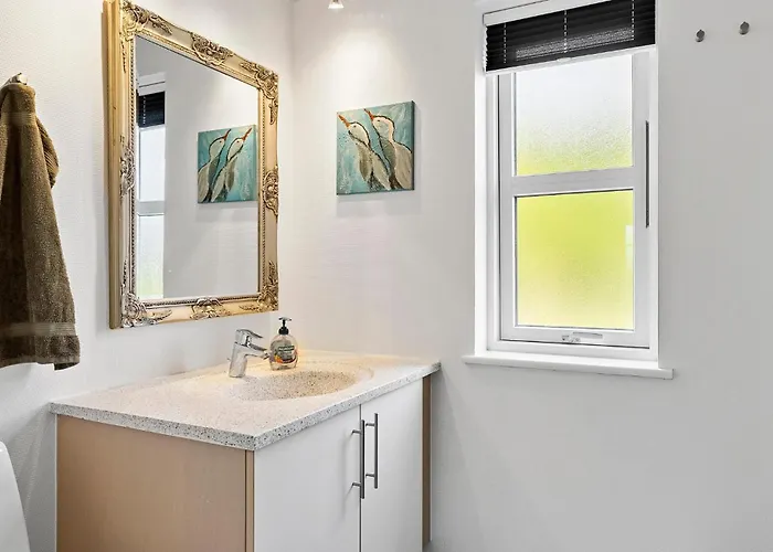 3 Bedroom Amazing In Vakantiehuis *